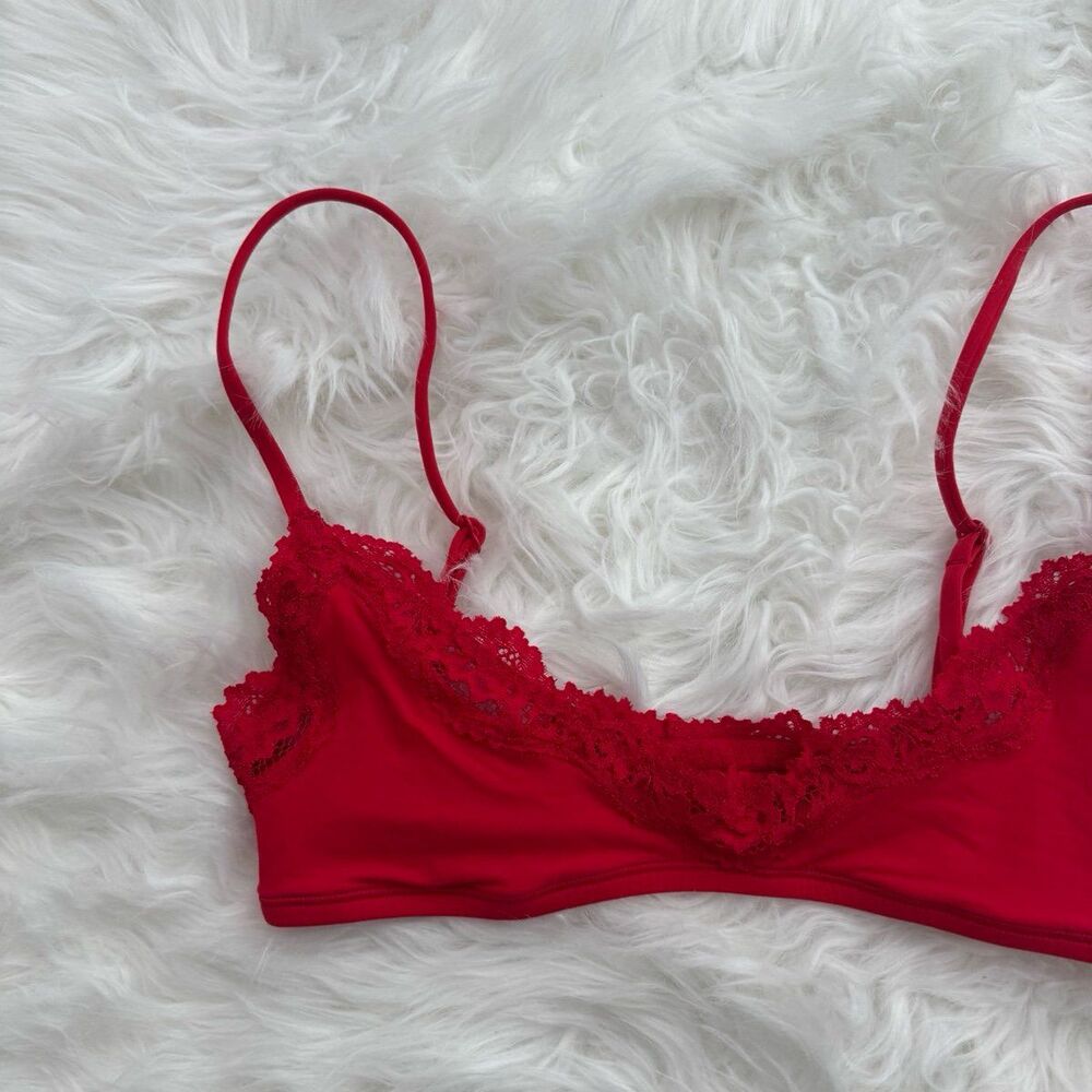 Skim Fits Everybody Lace Scoop Bralette Ruby Red Size XXS - Picture 3 of 7